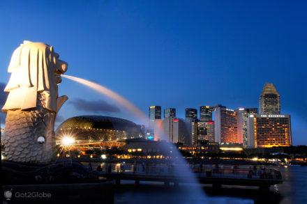 Singapura, ilha Sucesso e Monotonia