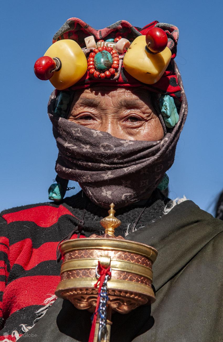 China's occupation of Tibet, Roof of the World, cold