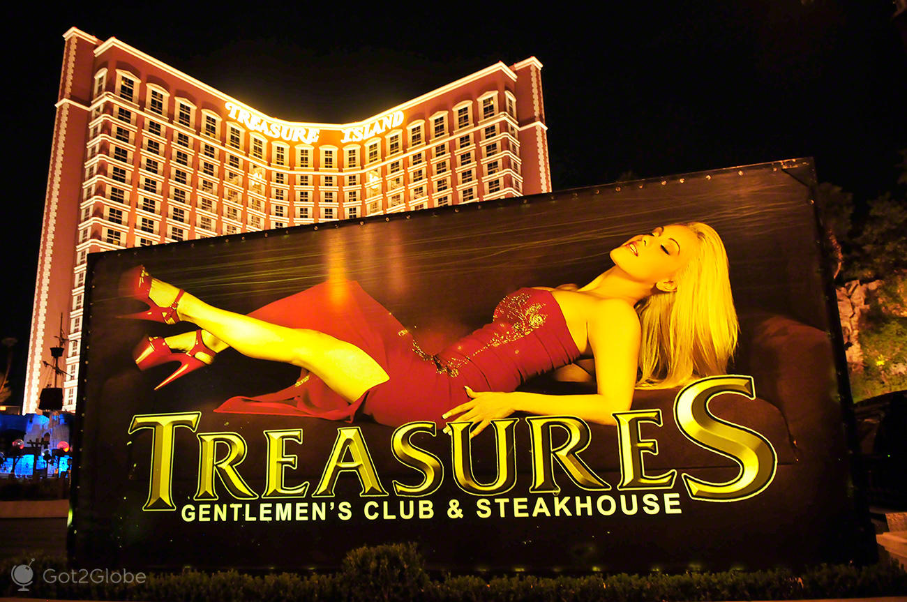 Jogo Na Noite E Ganha Por Las Vegas. Nevada Ganha Dinheiro Fácil.  Fotografia Editorial - Imagem de completamente, anunciar: 269423597