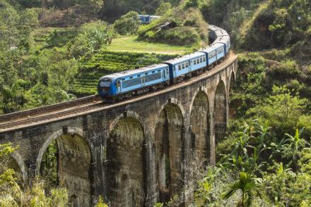 Komposition auf der Nine Arches Bridge, Ella, Sri Lanka