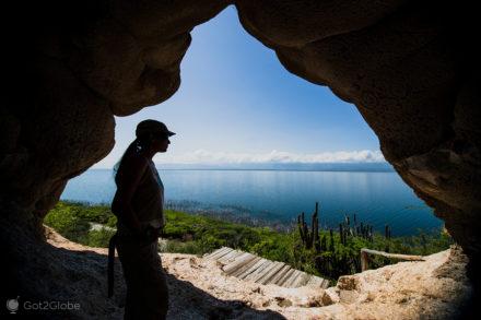 Enriquillo, Grande lago das Antilhas, República Dominicana, vista da Cueva das Caritas de Taínos