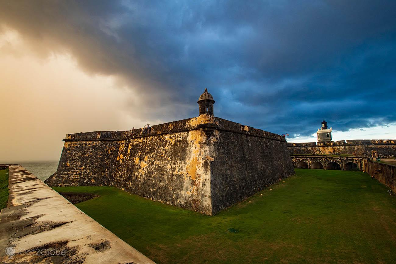 Panoramic view of the colonial fortresses of El Morro and La