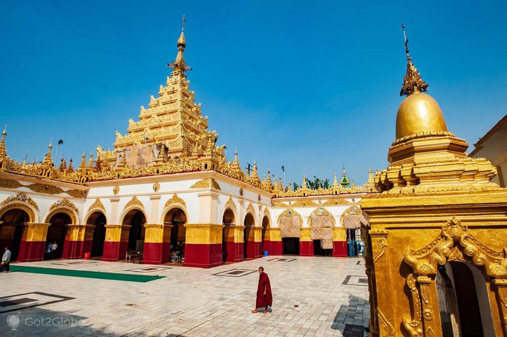 Pagode do templo de Mahamuni