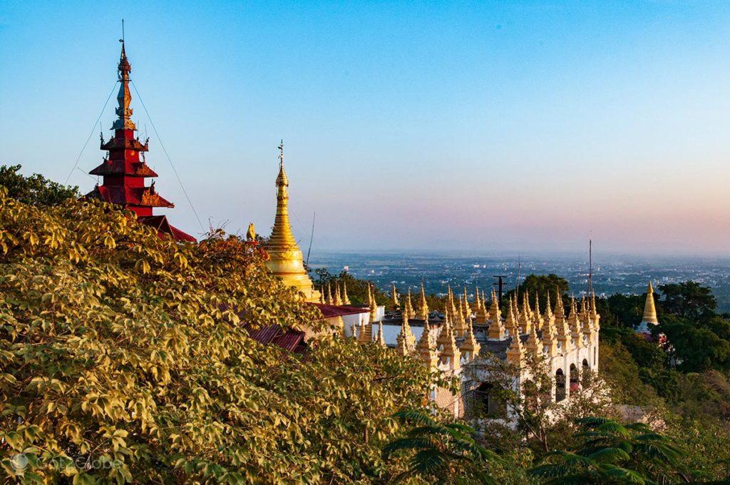 Vista do cimo da Mandalay Hill