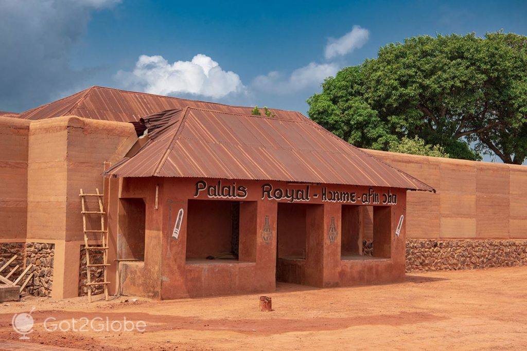 Entrada do Palácio Real Museu Honmé de Porto Novo
