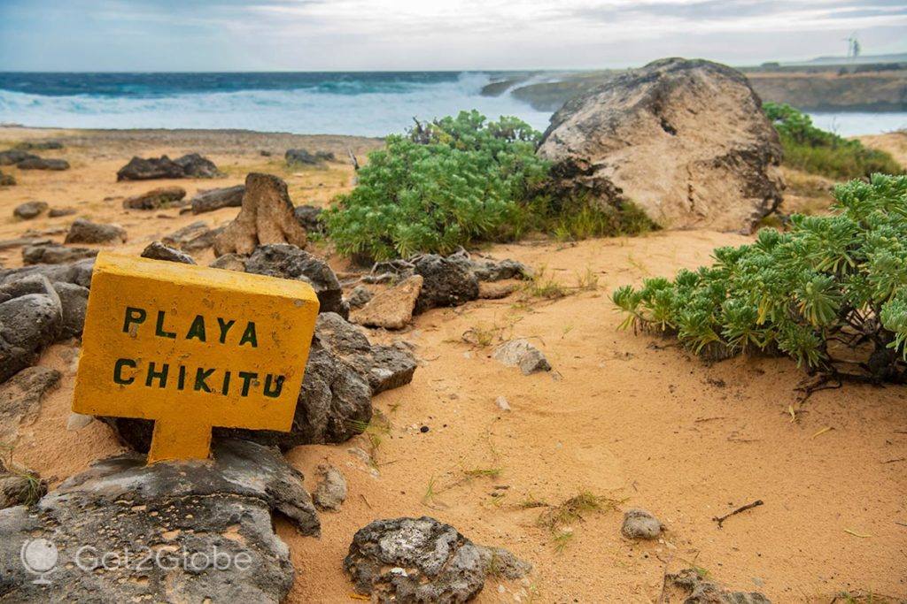 Entrada para a Playa Chikitu, uma de várias da costa leste de Bonaire